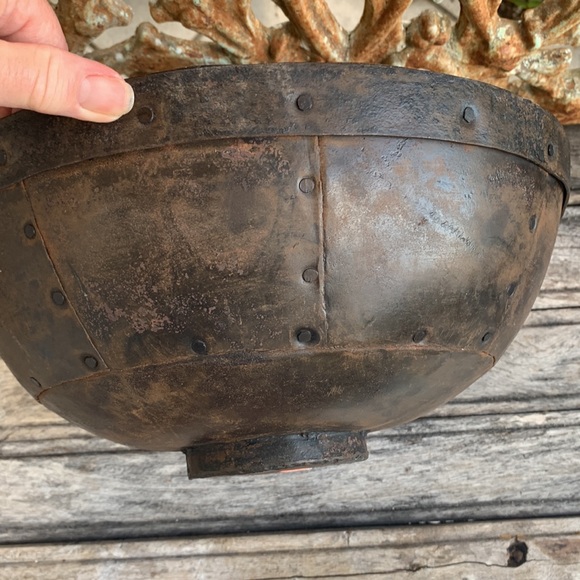 Metal Pot Made in India - Picture 6 of 7